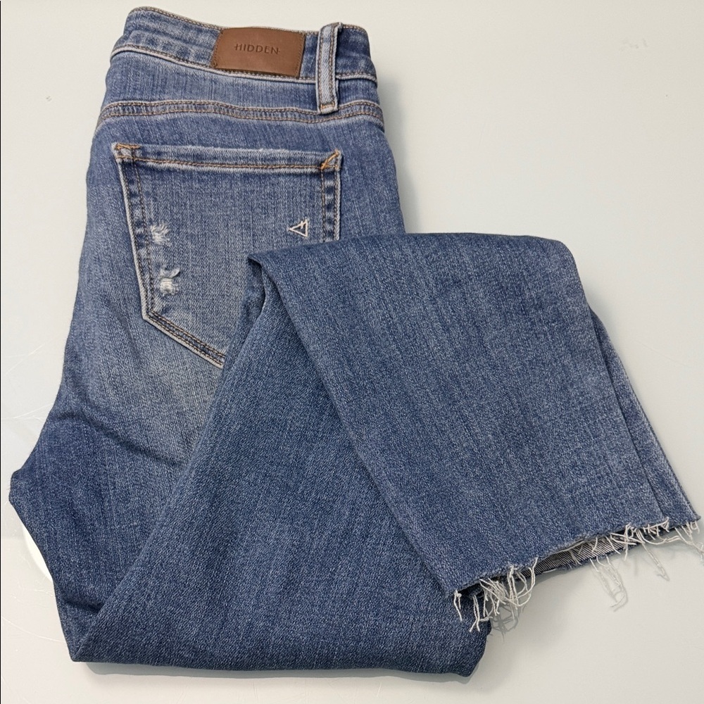 Hidden Distressed Crop Jeans